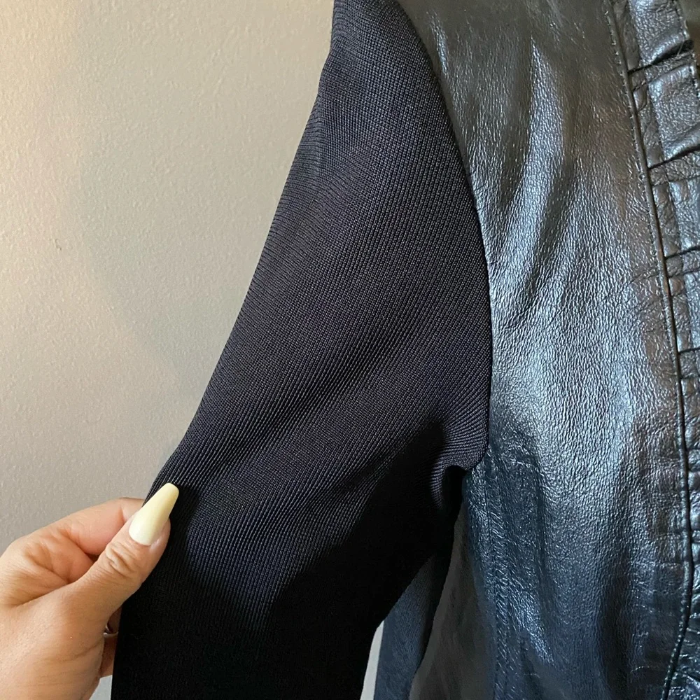 Really Cool 100% Leather Ruffle Jacket - Picture 4 of 7